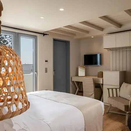 Oniro Suites, A Member Of Mykonos Highlights 3*