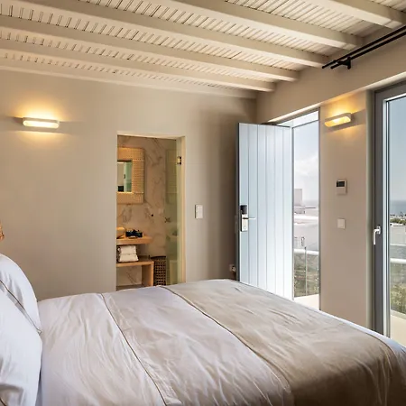 Отель Oniro Mykonos Town