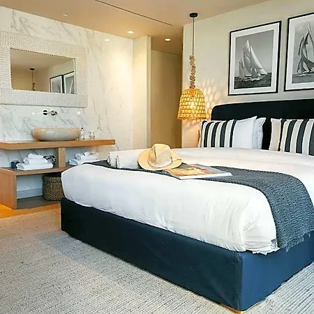 Oniro Suites, A Member Of Mykonos Highlights 3*